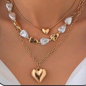 Layered Heart Necklace for Women Gold Chunky Heart Pendant Pearl Chain Necklace
